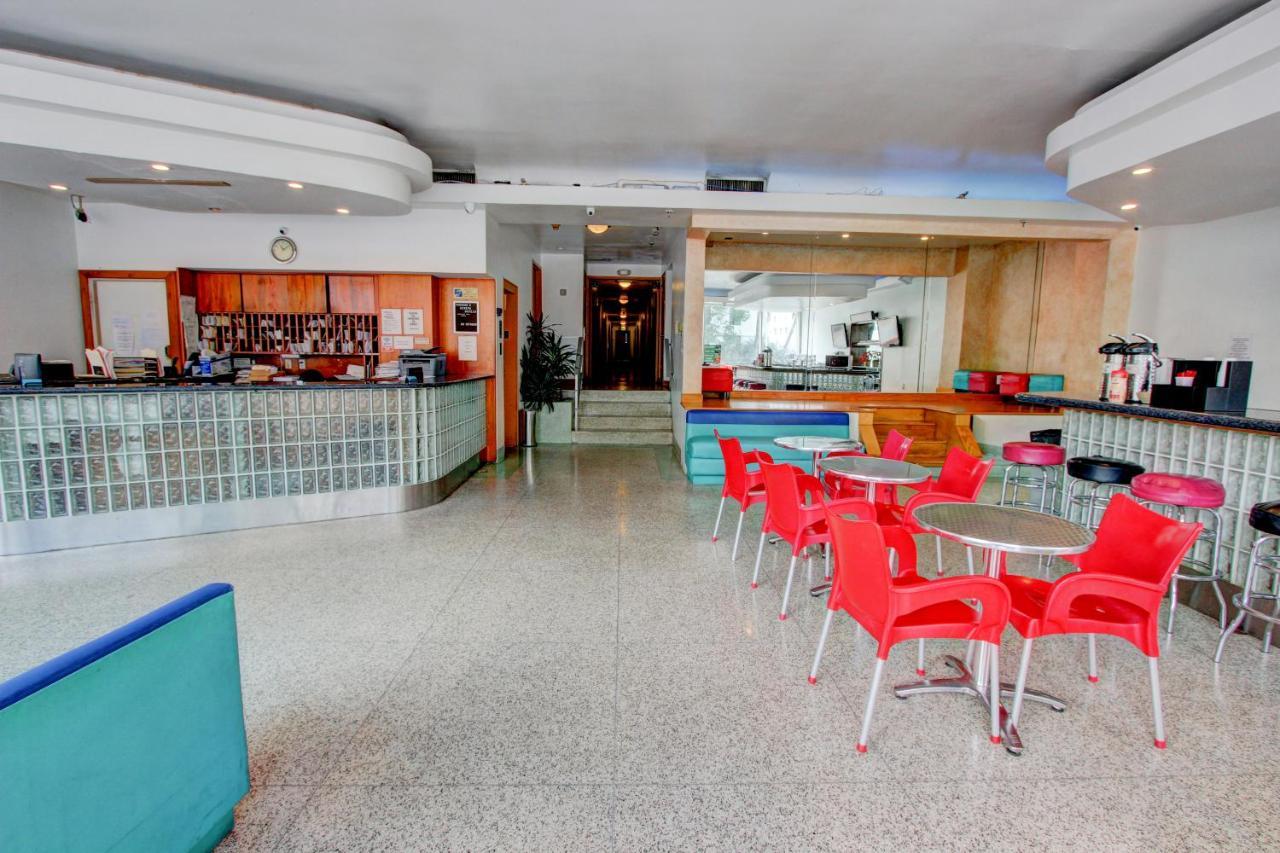 Parisian Hotel Miami Beach Exterior photo